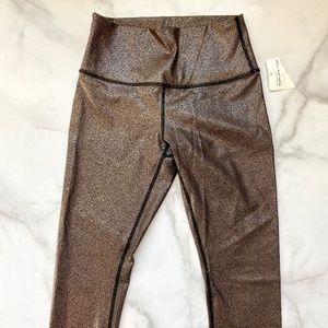 Wunder Under Crop High-Rise Foil 21"